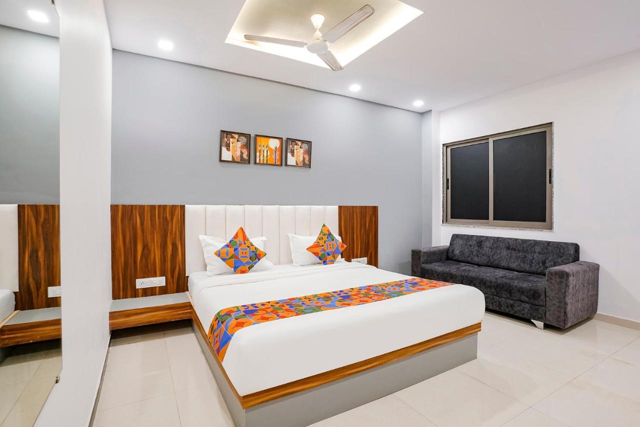 Fabhotel Magnus Сурат Екстер'єр фото